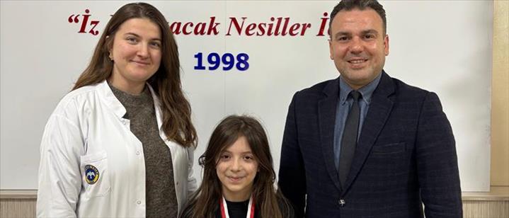 AFİŞ TASARIM YARIŞMASINDA İLÇE 3.LÜĞÜ "18 MART"